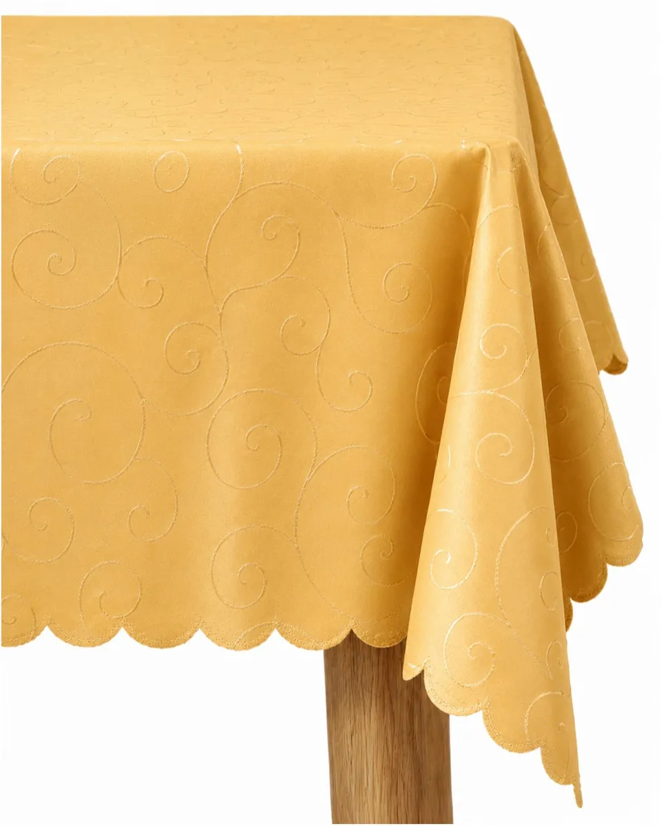 TEXPOT Ornament nappe ovale jaune 135x180 cm infroissable