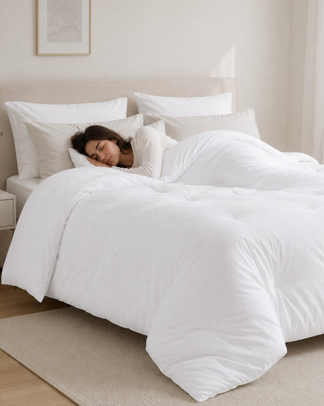 Utopia Bedding Microfiber Comforter couette blanche Queen