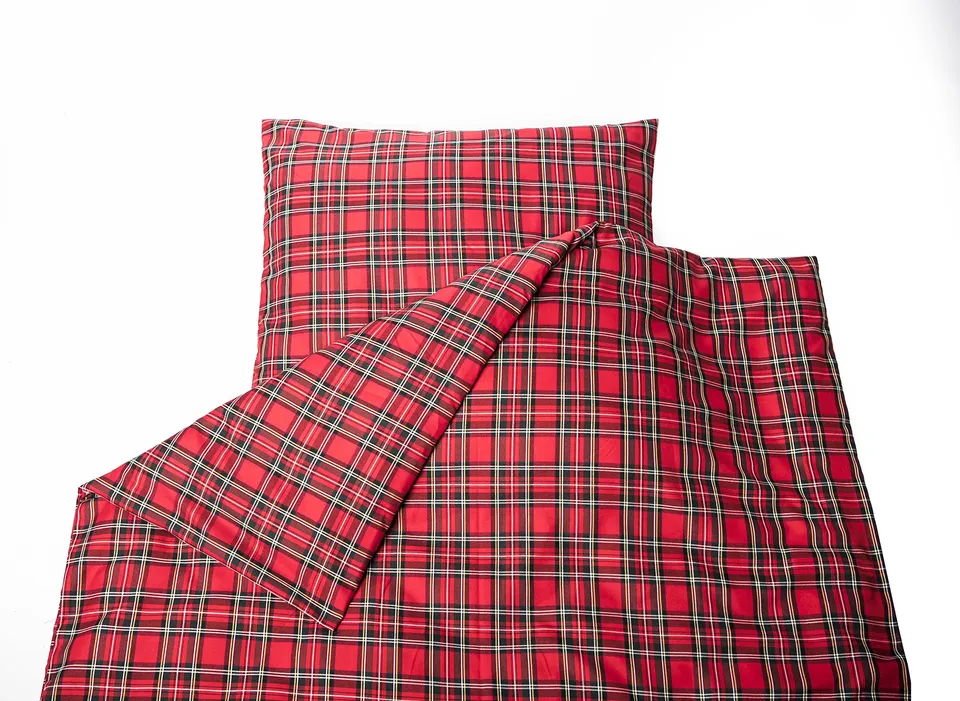 Texpot Bettwäsche parure de lit carreaux rouges 135 x 200 cm