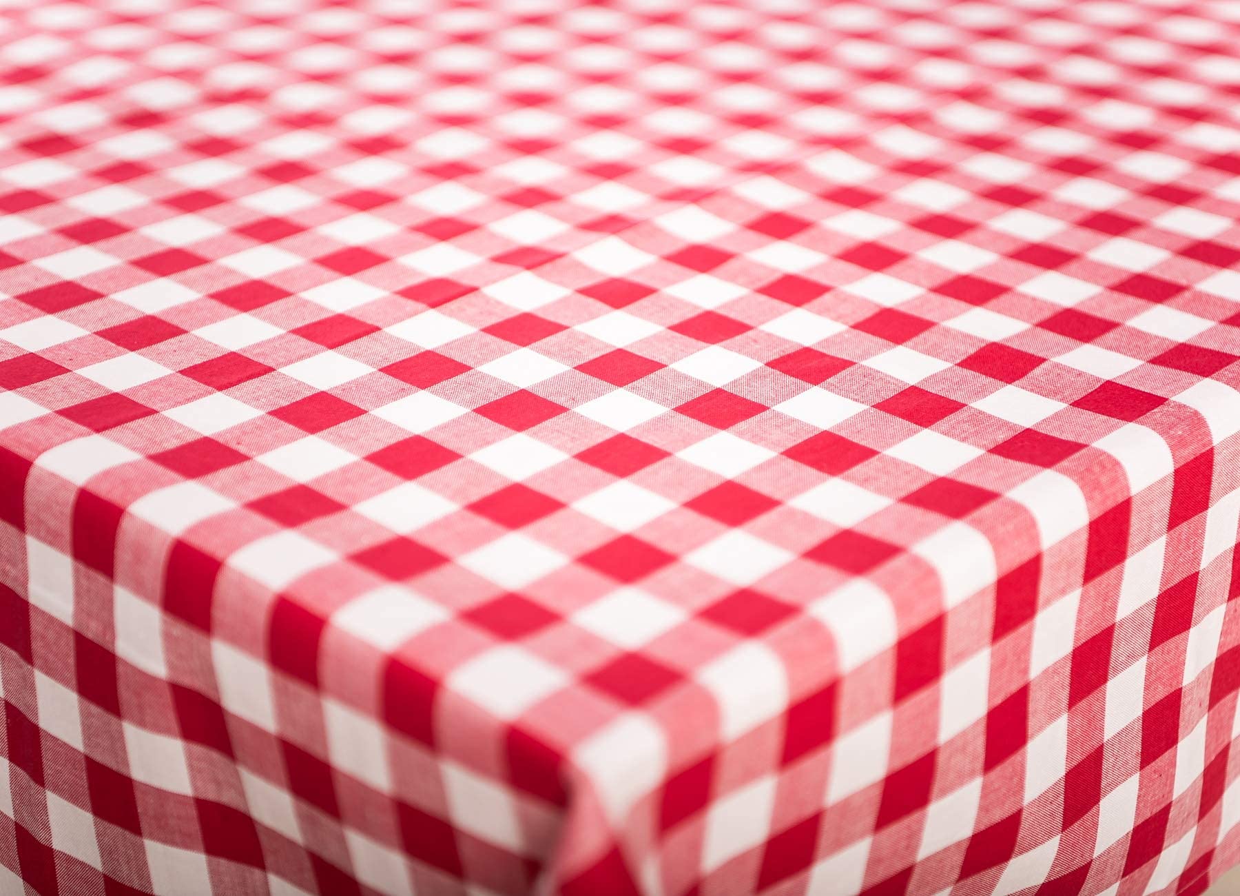 TEXPOT Nappe 110x260 cm carreaux rouge coton