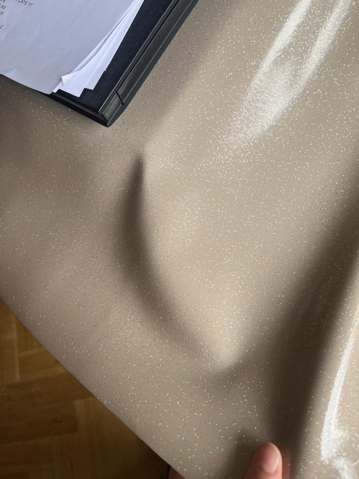 Promo Linge Sous-nappe Bulgomme Paillettes Blanc 140x100