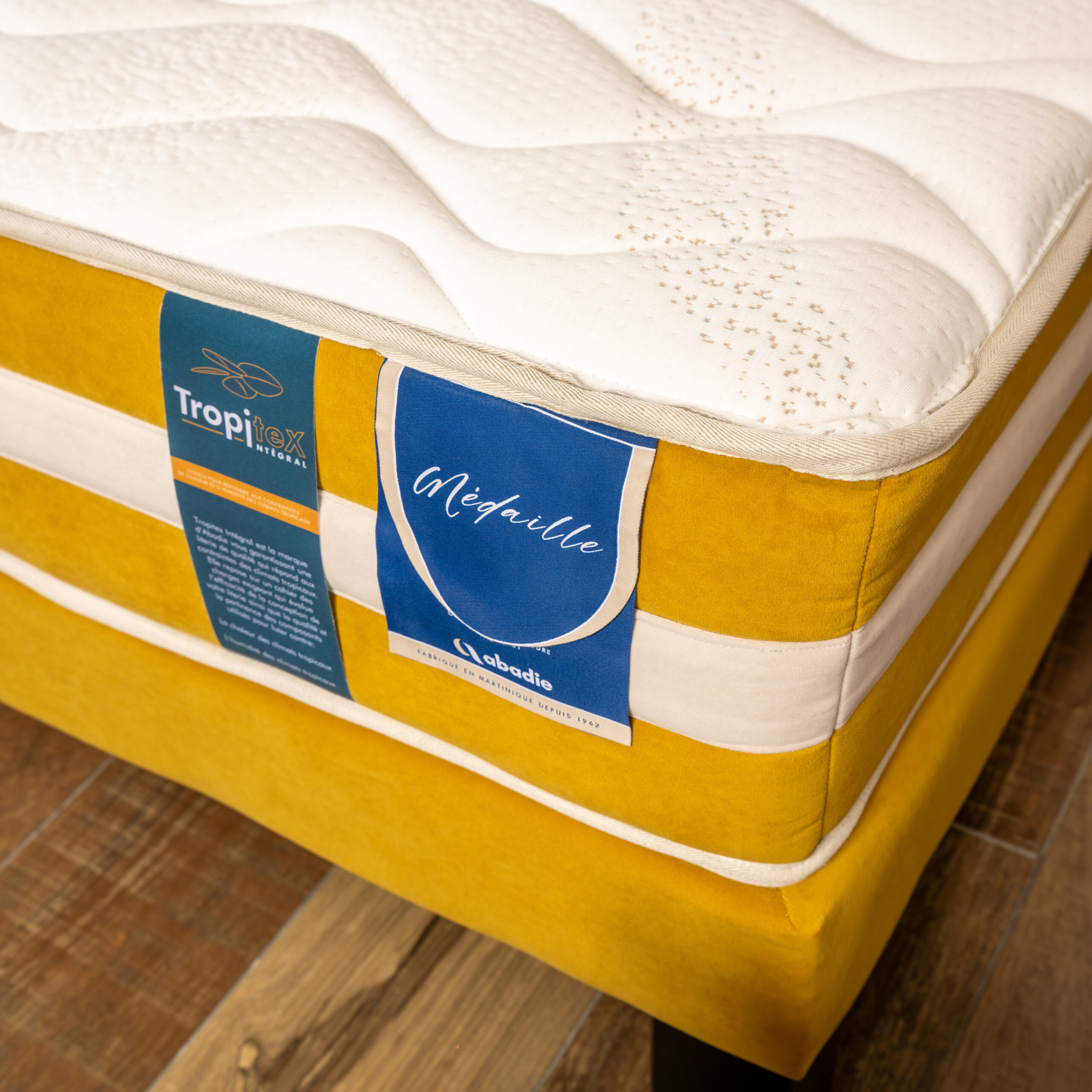 Abadie Signature Médaille Matelas Latex Naturel 22 cm