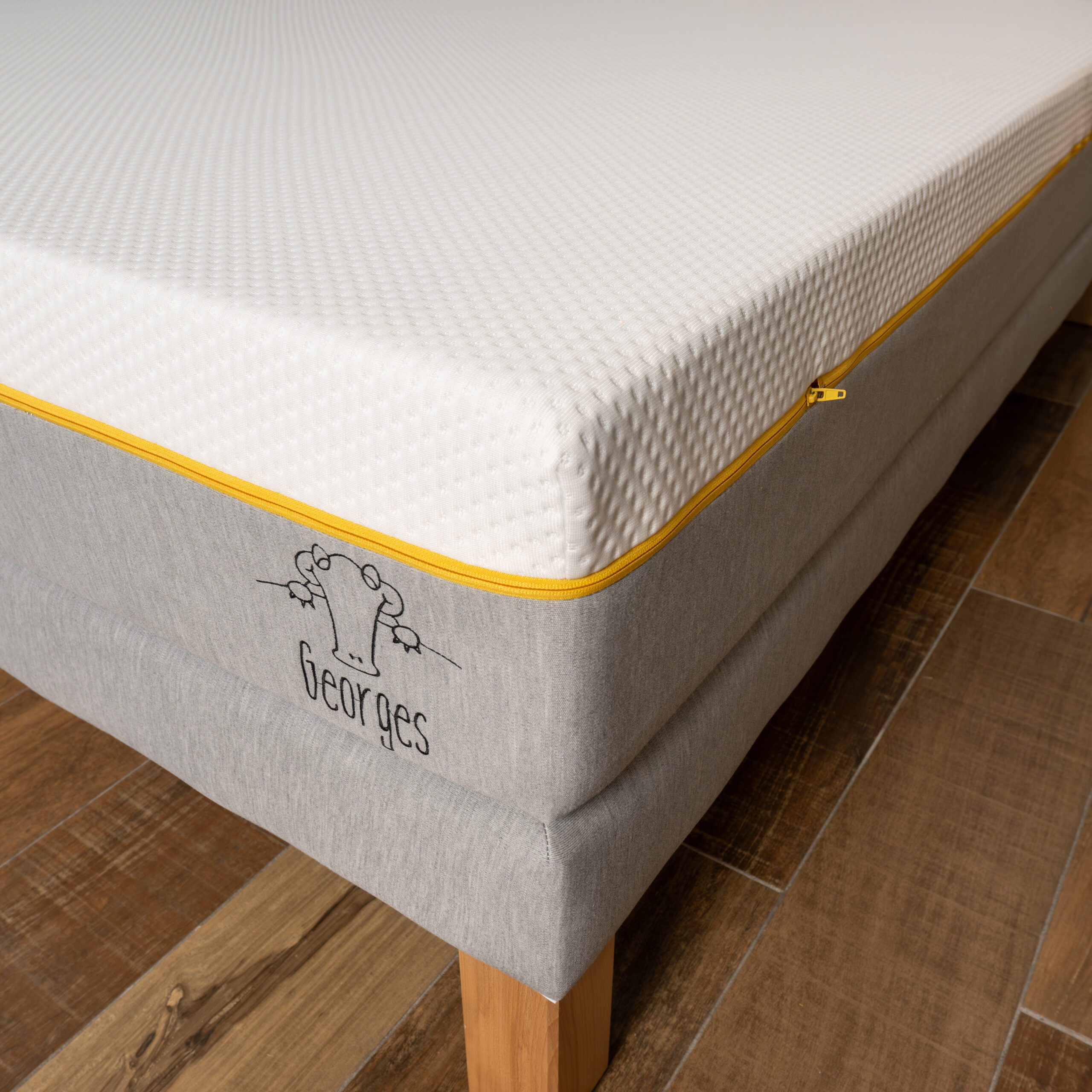 ABADIE Georges Le Jaune matelas hybride ferme 25 cm