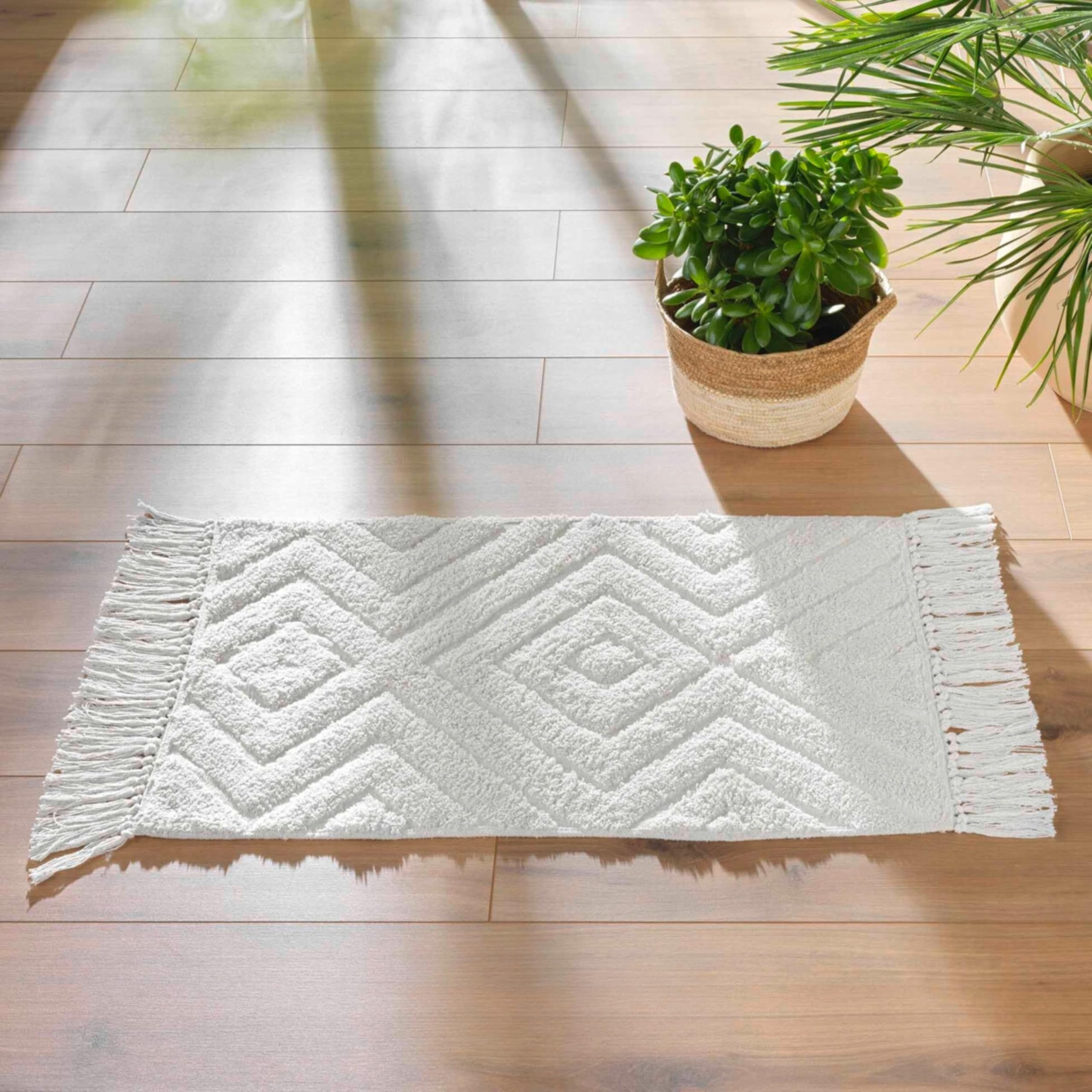 Promo Linge Nara tapis 50x80 cm coton à franges