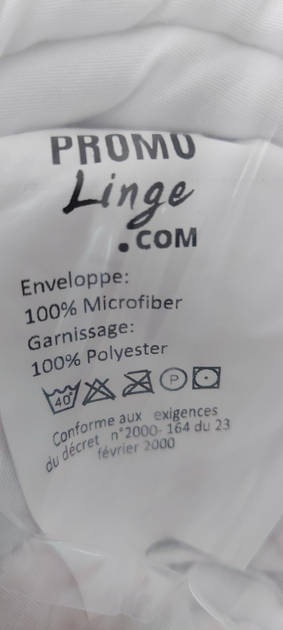 Promo Linge Couettes Couette 140x200 mi-saison 300g polyester