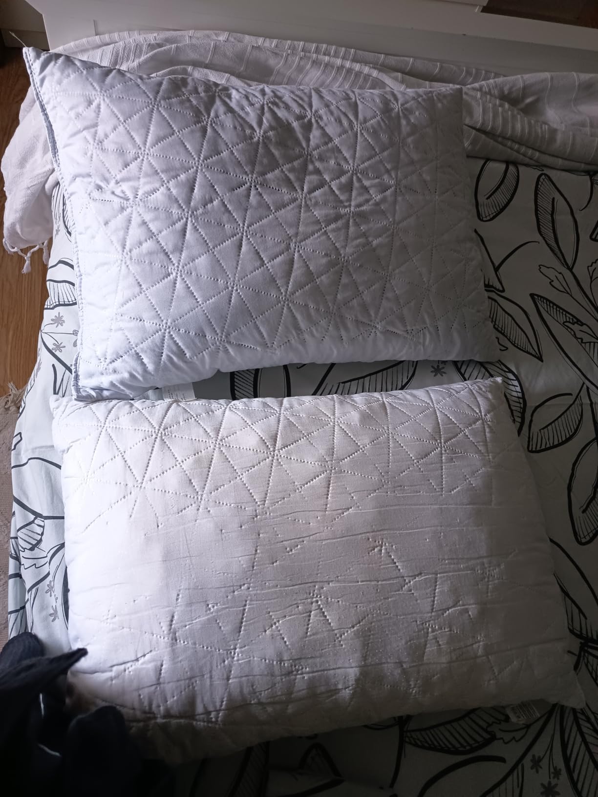 Promo Linge Oreillers mémoire forme 50x70 lot 2 cervicales