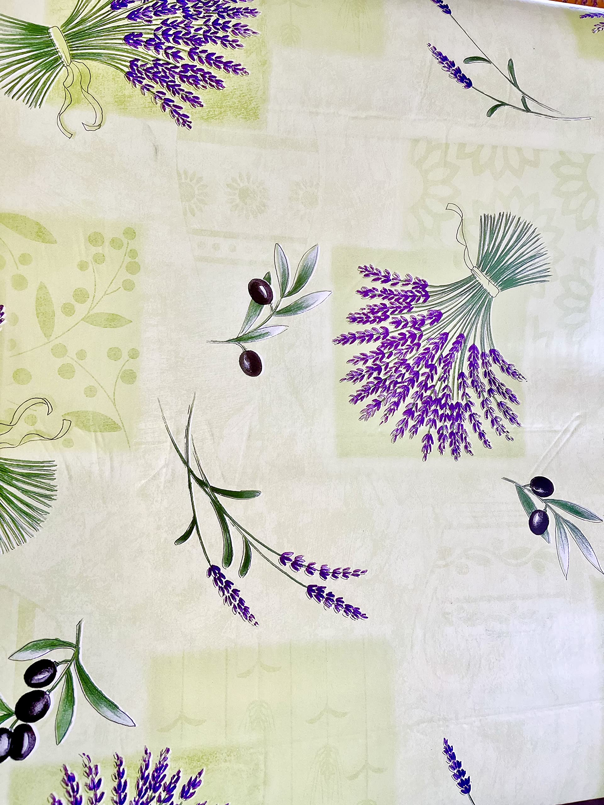 Promo Linge Bulgomme protège table vert 140x350 cm